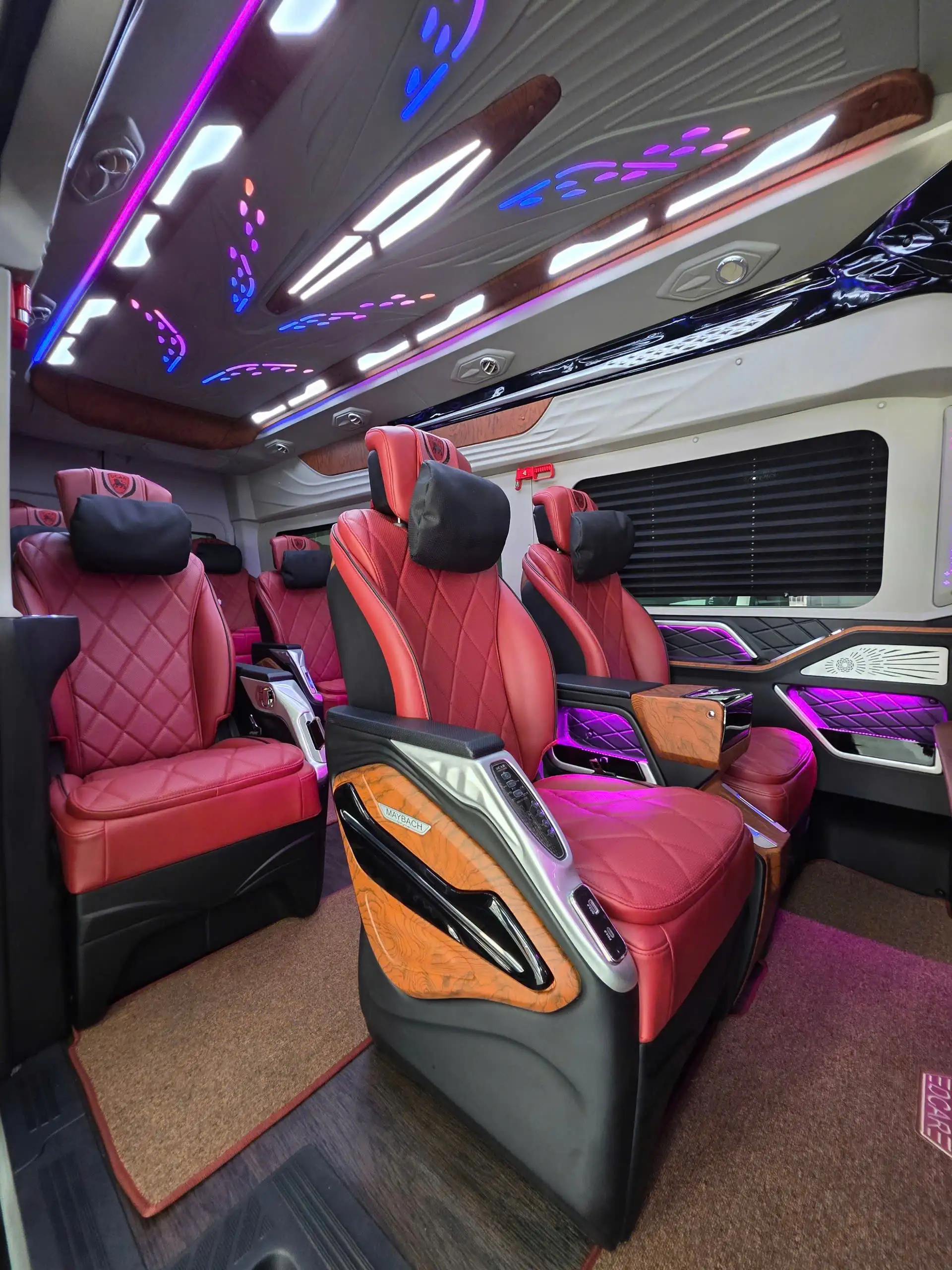 XE LIMOUSINE 9 Chỗ