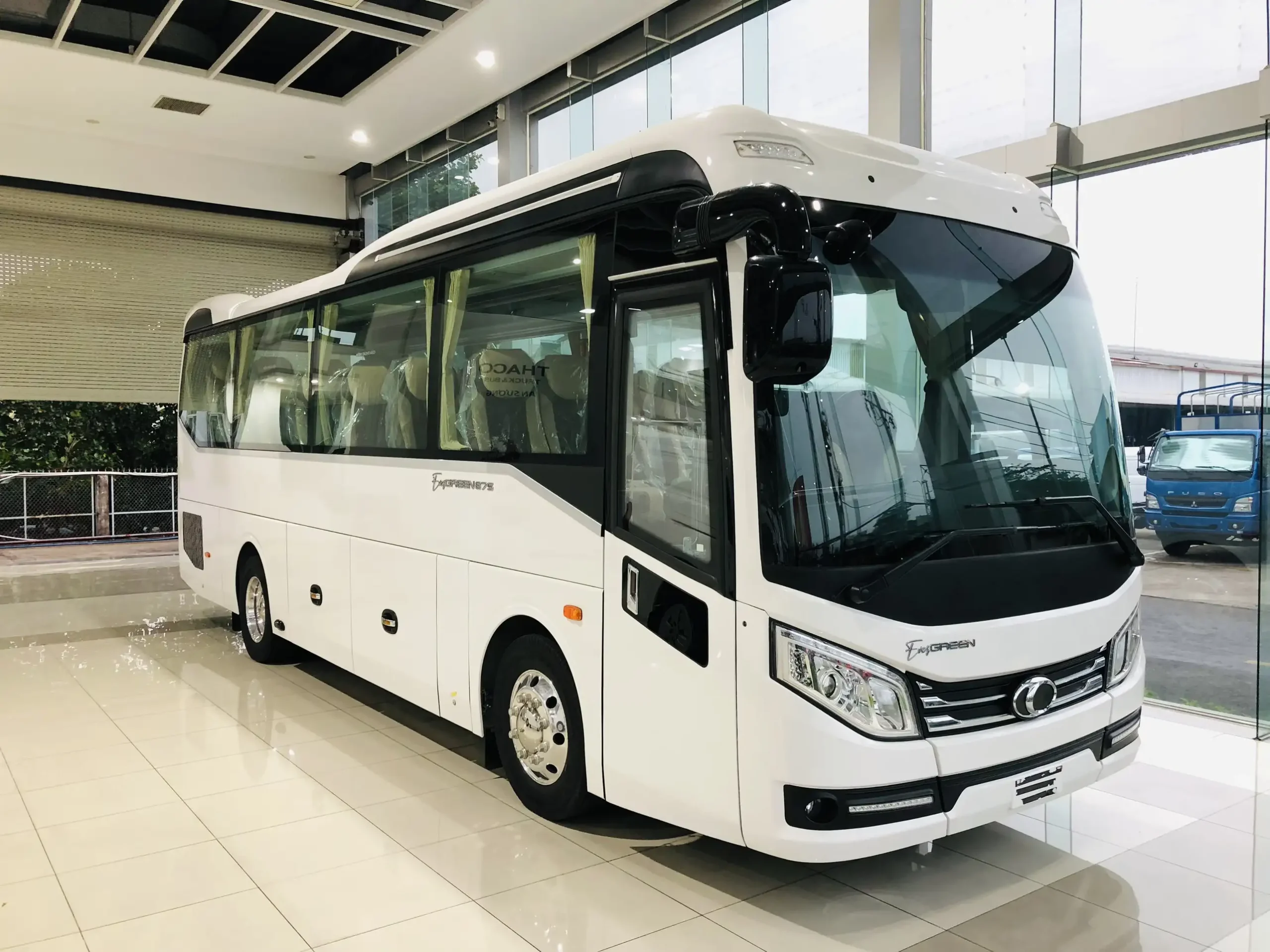 THUÊ XE 45 CHỖ TPHCM ĐI ĐÁM CƯỚI
